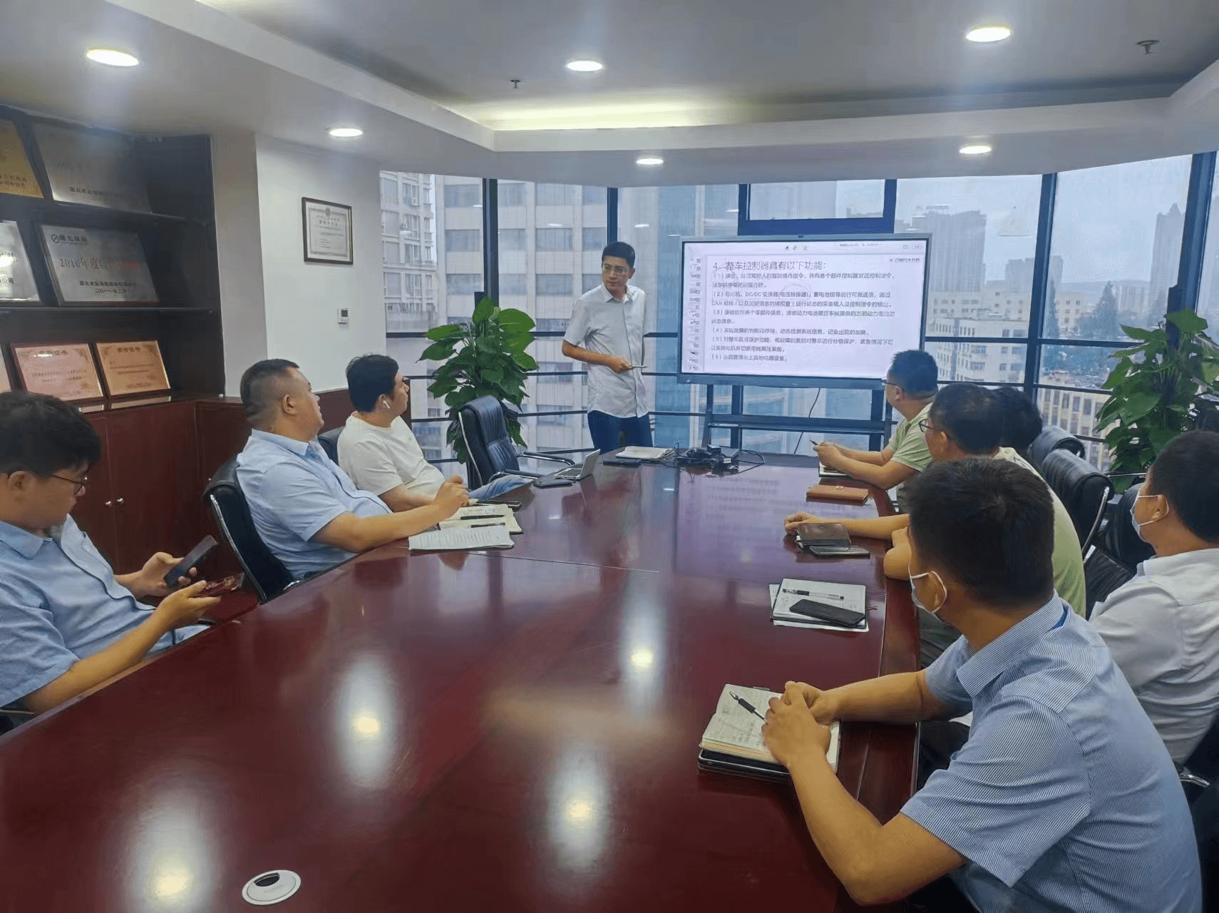 提升技能，服务客户 ——国元保险合肥中支理赔部开展新能源汽车理赔知识专项培训
